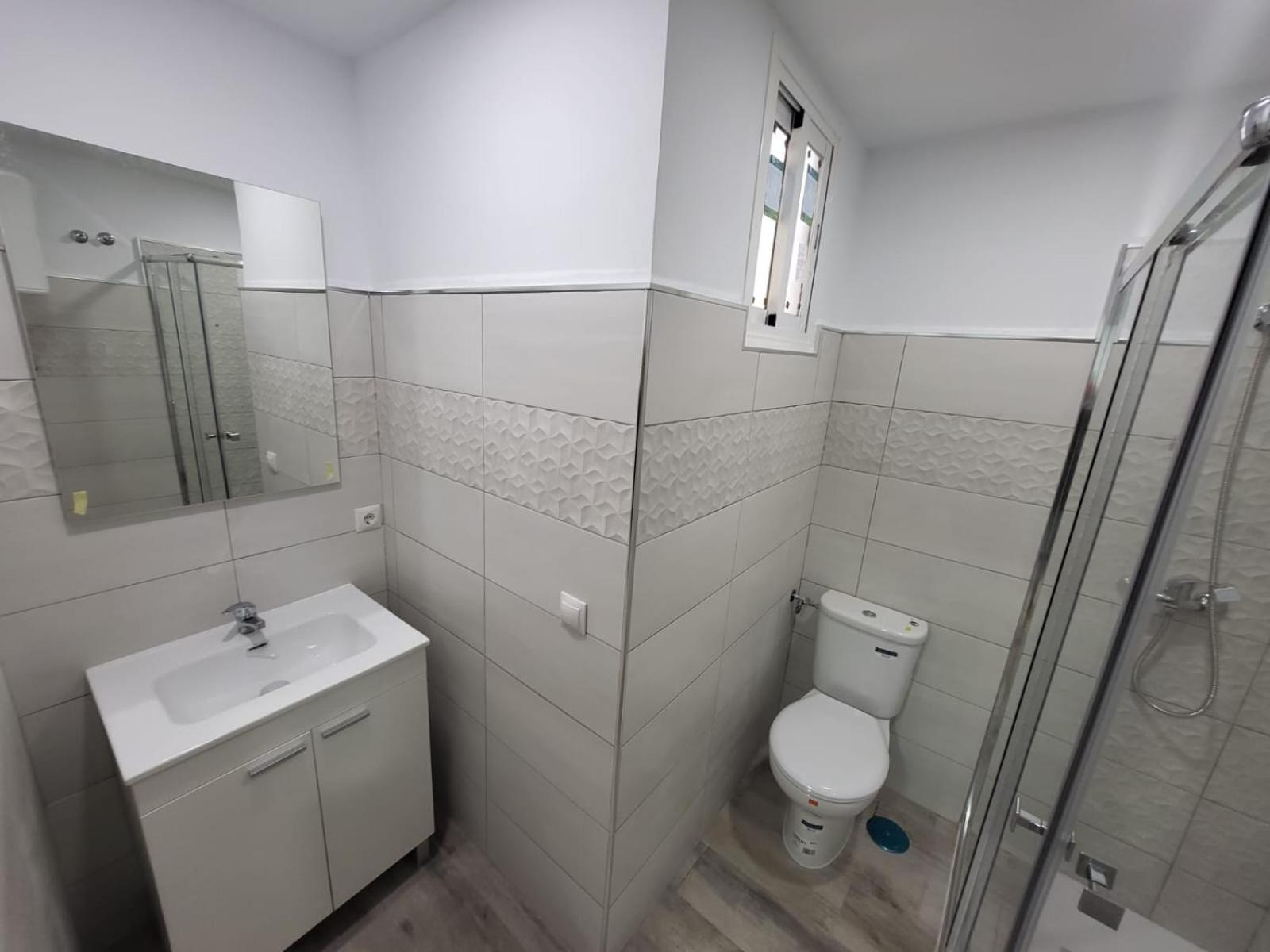 Ferienwohnung Casa Parras Basilica Sevilla Exterior foto